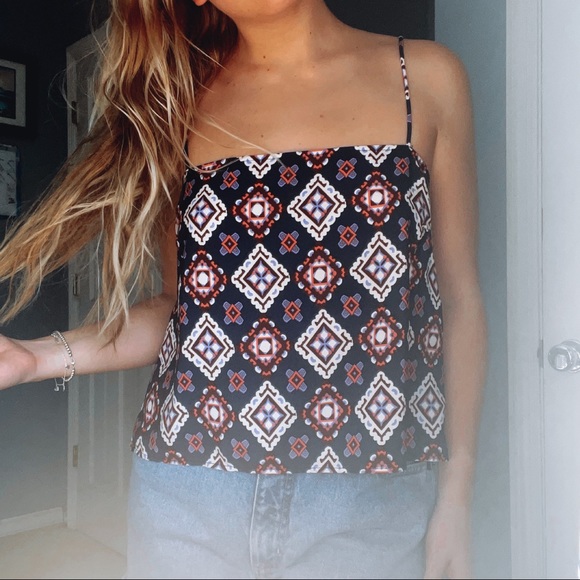 Patterned Scarf Tank - Picture 4 of 4